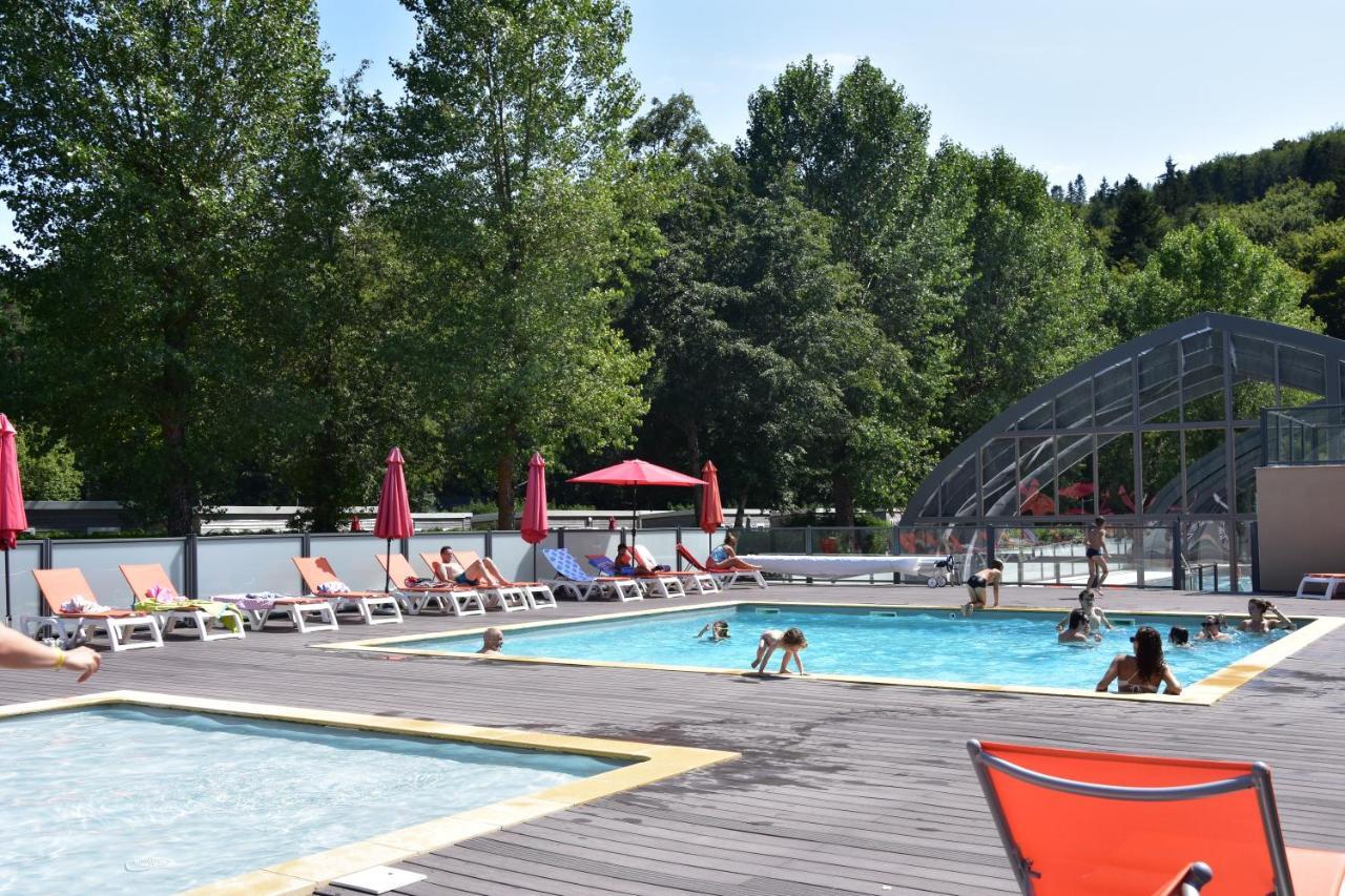 Hotel Domaine Du Lac Chambon مورول المظهر الخارجي الصورة
